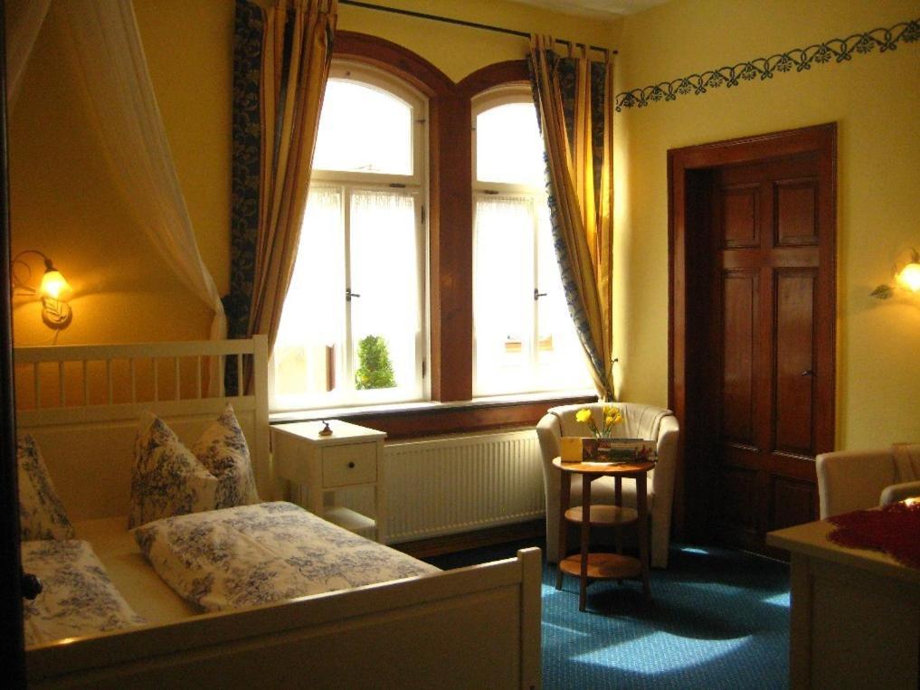Hotel Villa Rossek Bad Liebenstein Bilik gambar